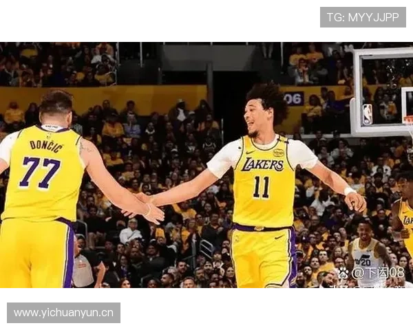 雷迪克透露湖人首场季前赛詹姆斯斯马特等明星球员将缺阵 雷迪克透露湖人首场季前赛詹姆斯斯马特等明星球员将缺阵